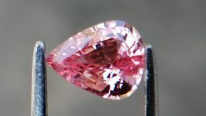 Best Quality Padparadscha Sapphire Sri Lanka