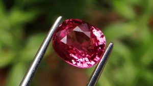 Natural Pink Spinel - Brilliance hot pink