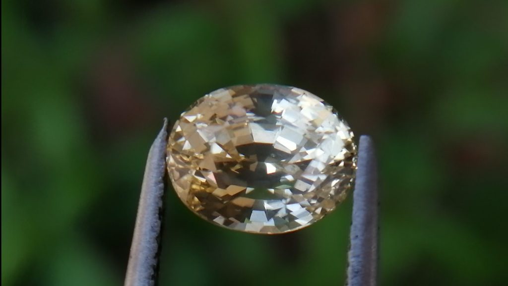 Ceylon Natural Yellow Sapphire - Sri Lanka