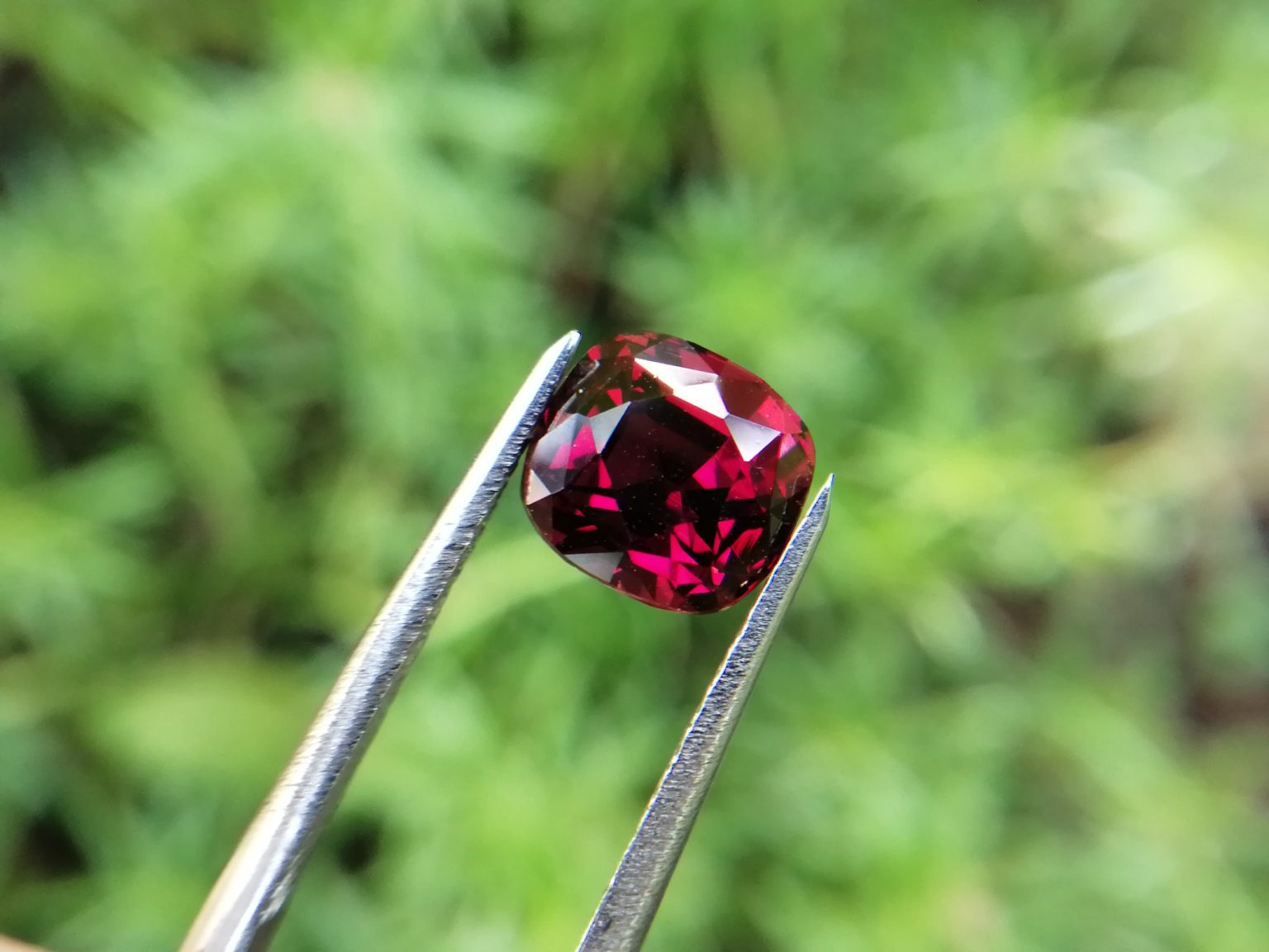 Natural Garnet Sri Lanka - Danu Group