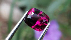 Natural Garnet Sri Lanka