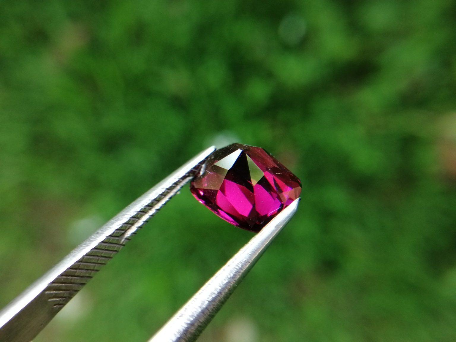 Natural Garnet Sri Lanka