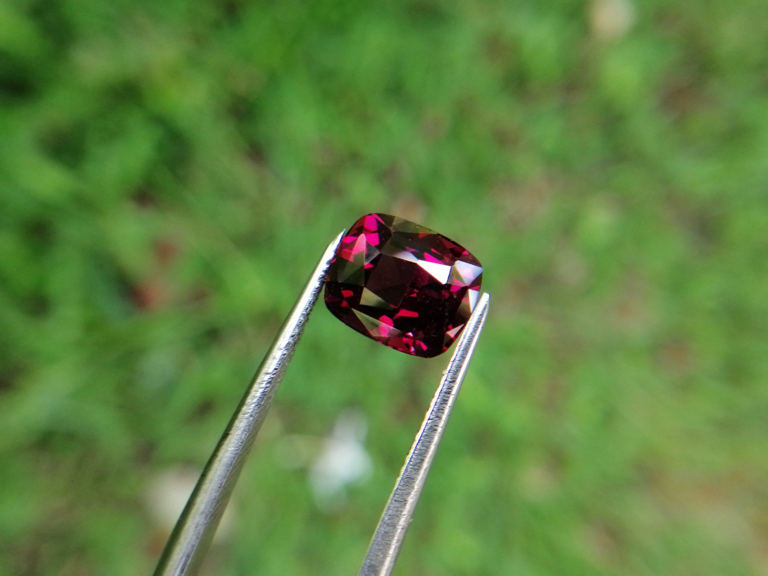 Natural Garnet Sri Lanka