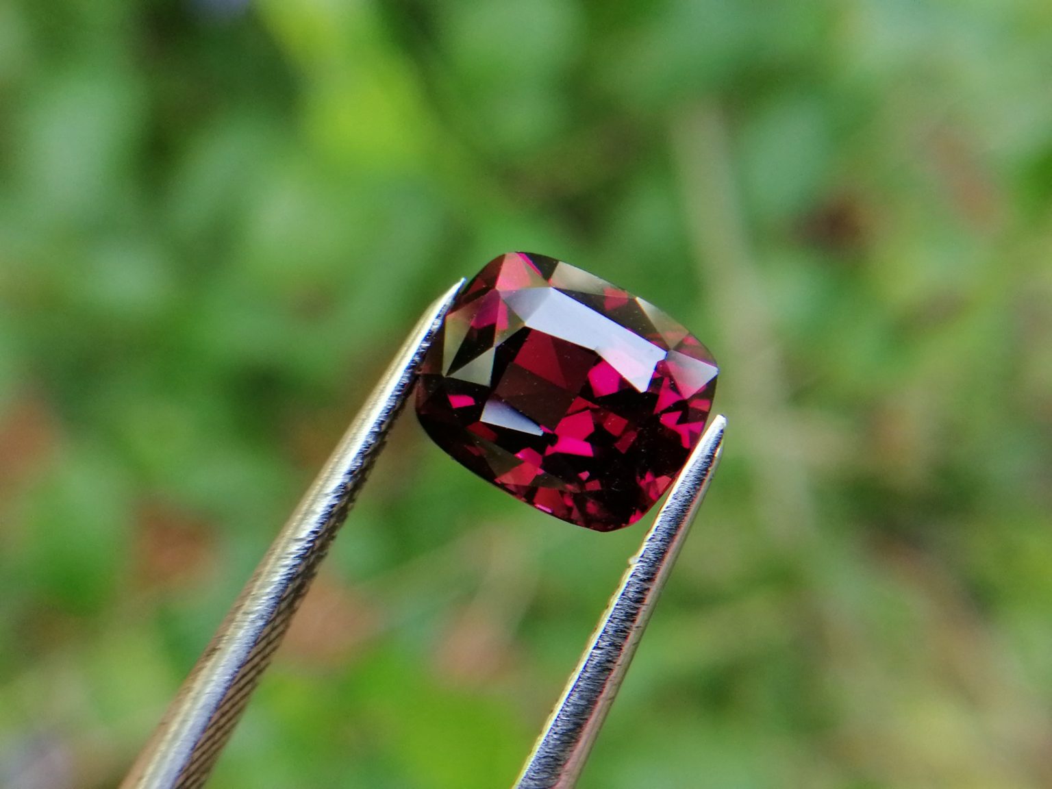 Natural Garnet Sri Lanka