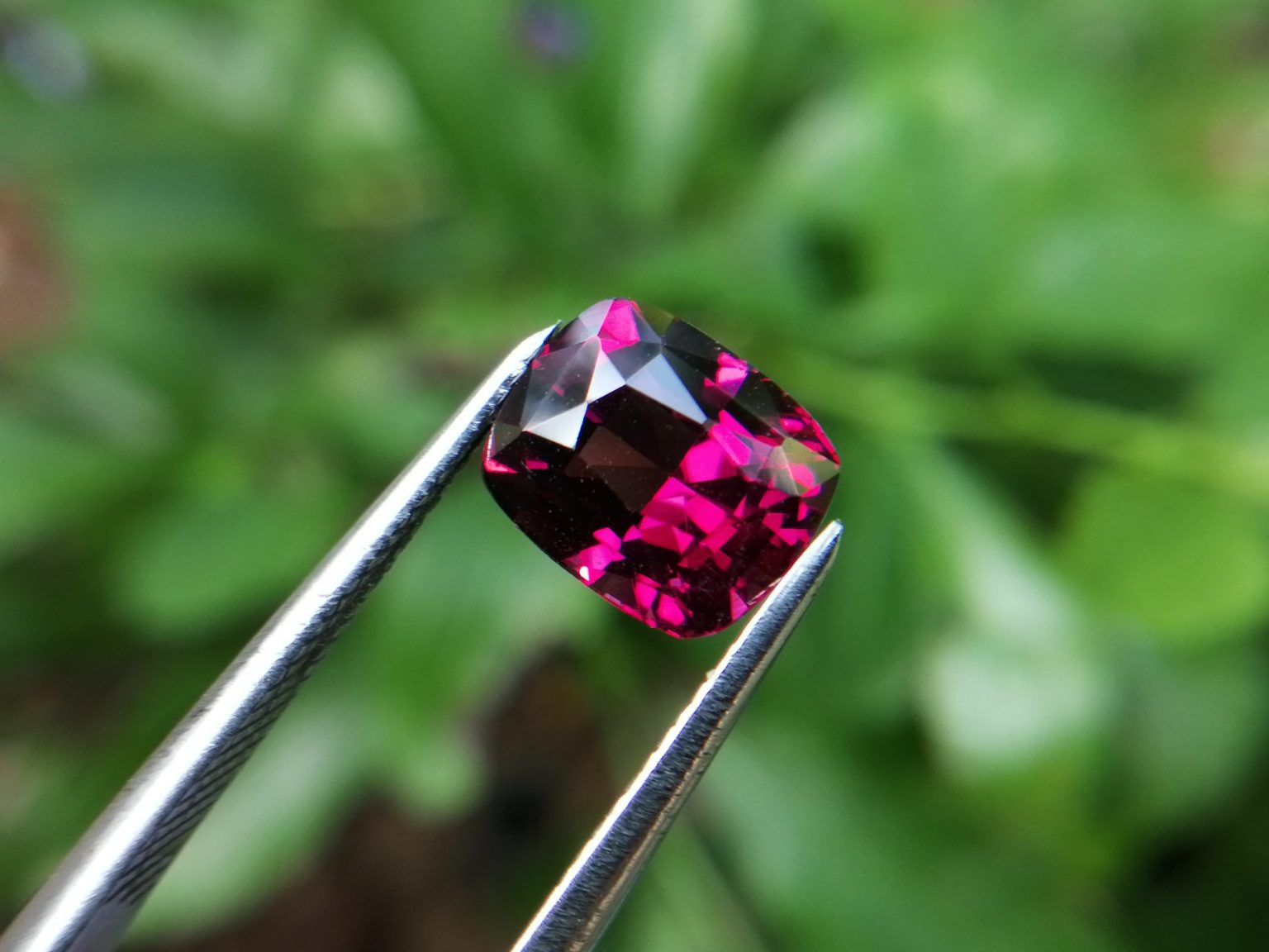 Natural Garnet Sri Lanka