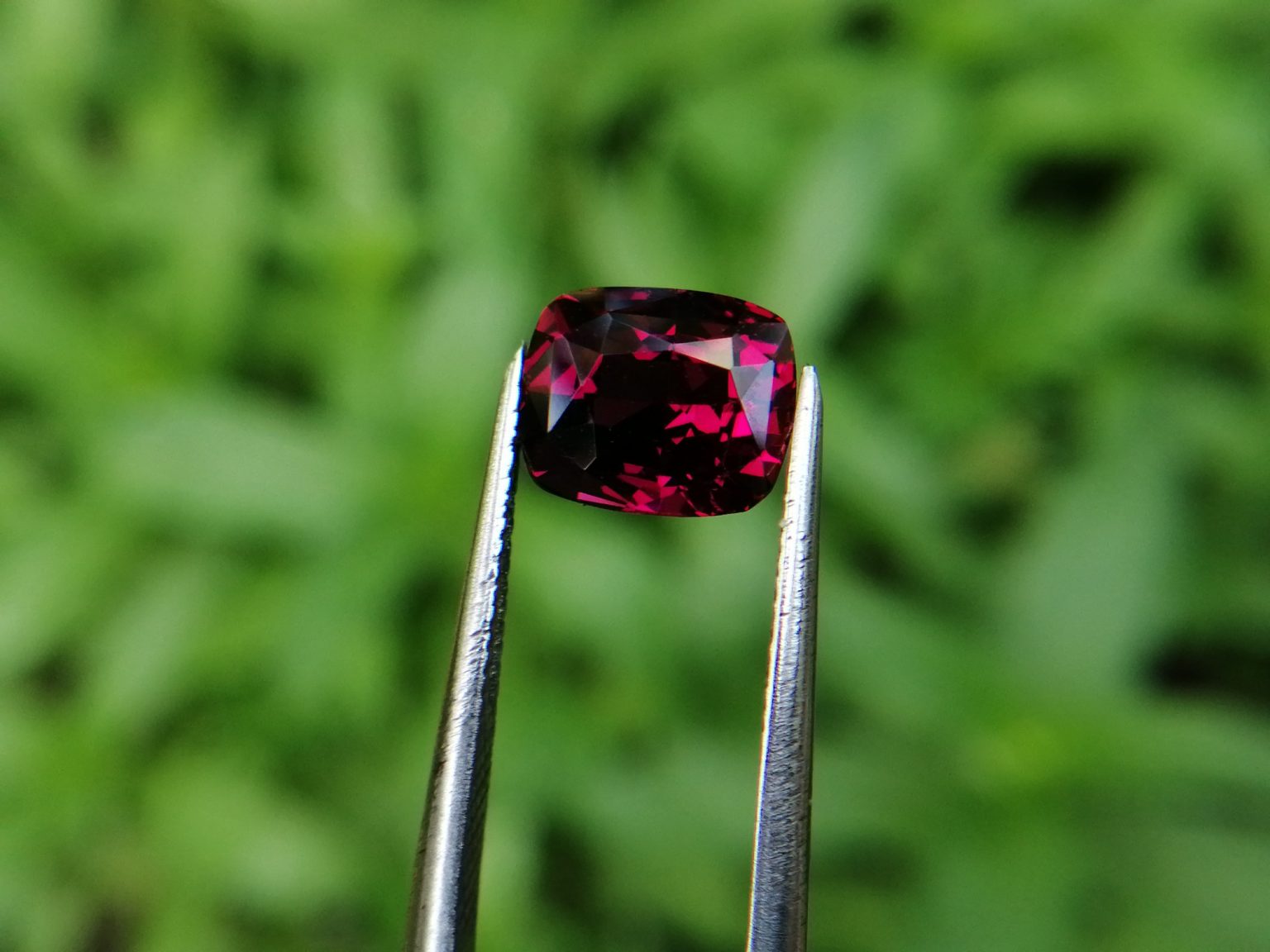 Natural Garnet Sri Lanka