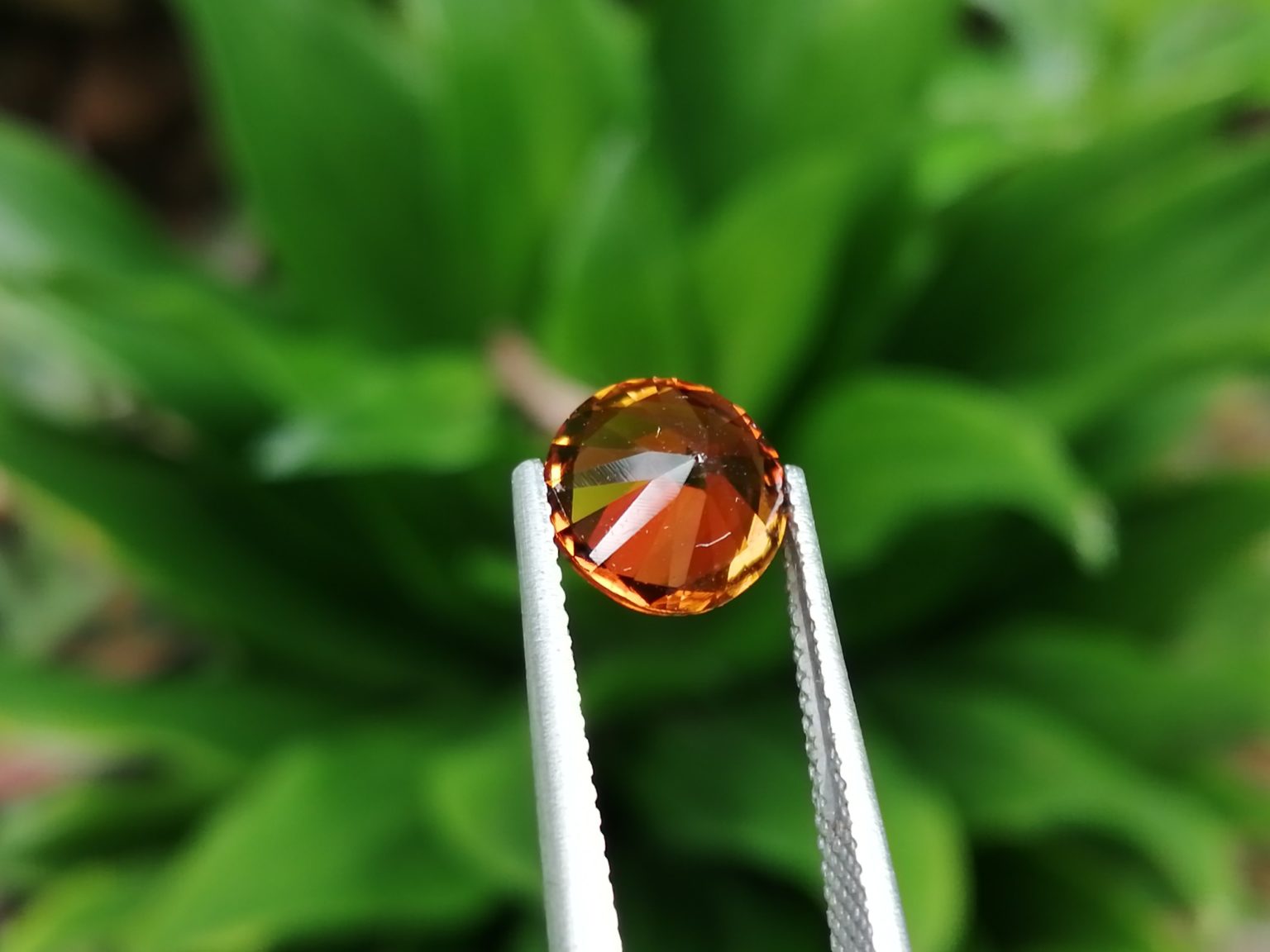 3_Dravite tourmaline Sri lankan Uniqueness Danu Group gemstones