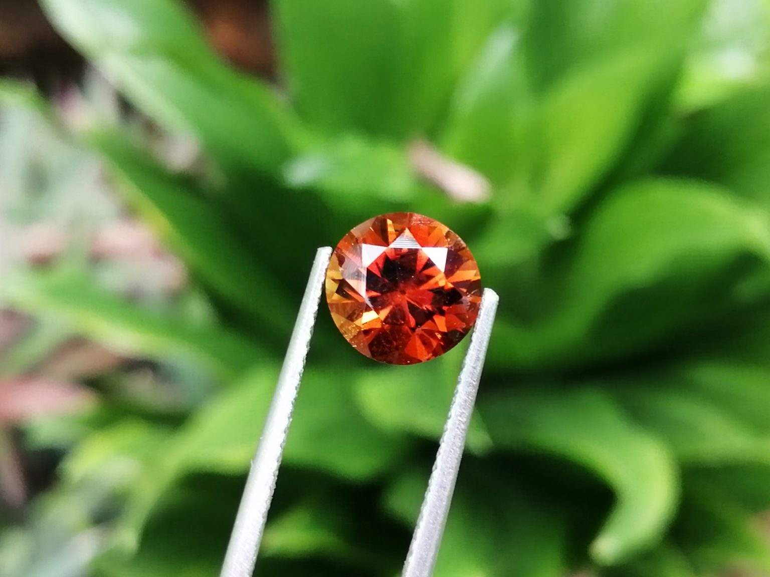 4_Dravite tourmaline Sri lankan Uniqueness Danu Group gemstones