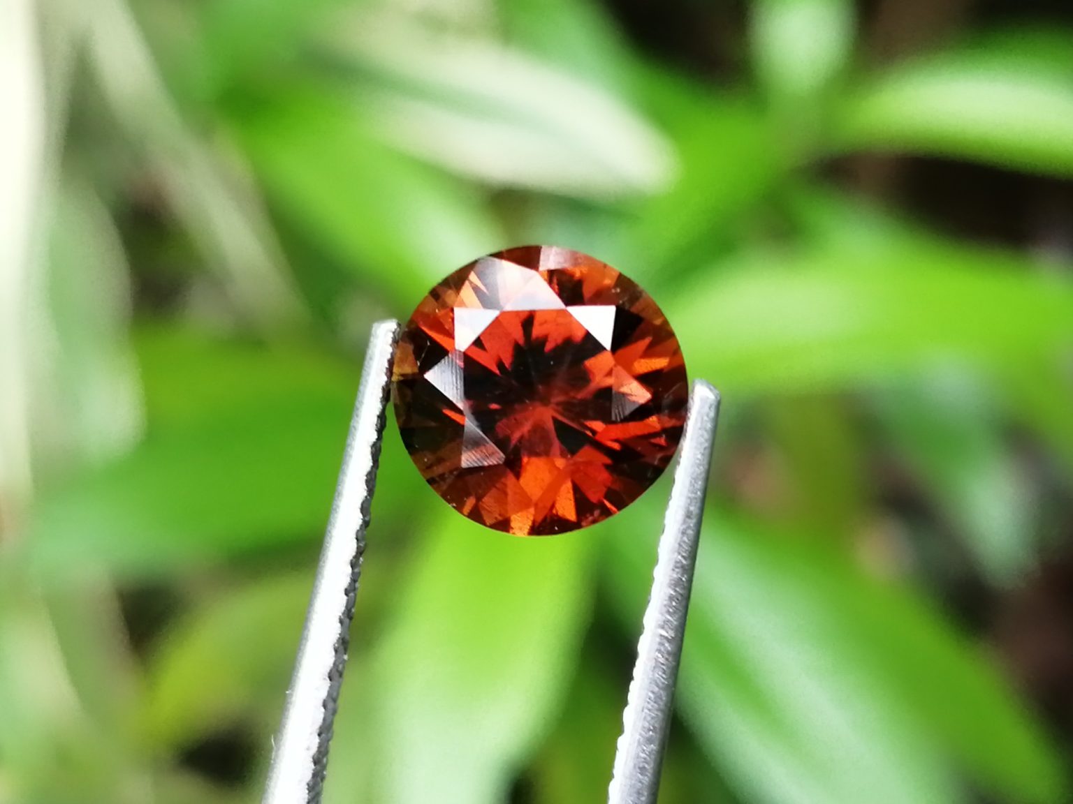 7_Dravite tourmaline Sri lankan Uniqueness Danu Group gemstones