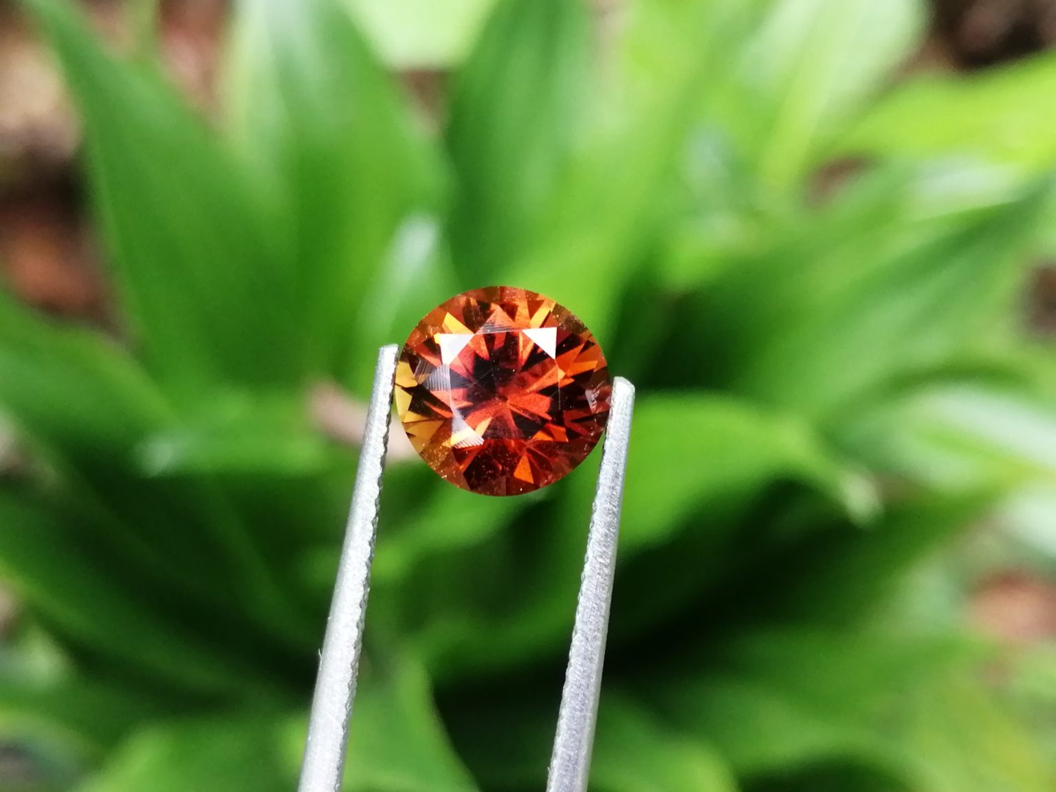 8_Dravite tourmaline Sri lankan Uniqueness Danu Group gemstones