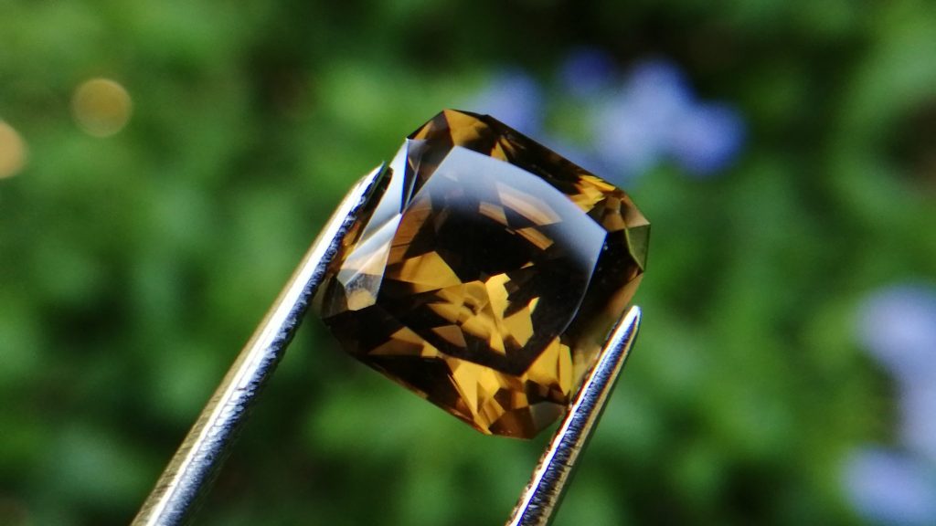 12_Ceylon Natural Zircon from Danu Group gem mining