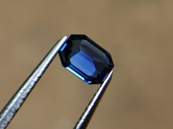 Ceylon Natural Vivid Blue "Royal Blue" Sapphire Danu Group gemstones