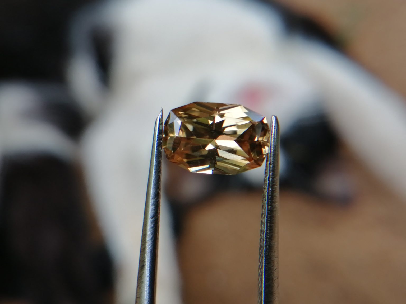 19_Natural Yellow Zircon Danu Group gemstones