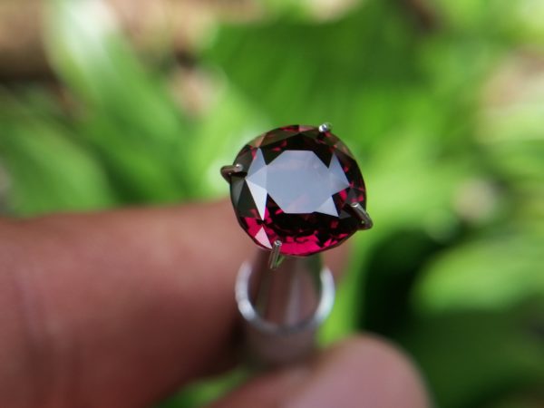 1_Natural Brilliance Rhodolite Garnet Danu Group Gemstones collection