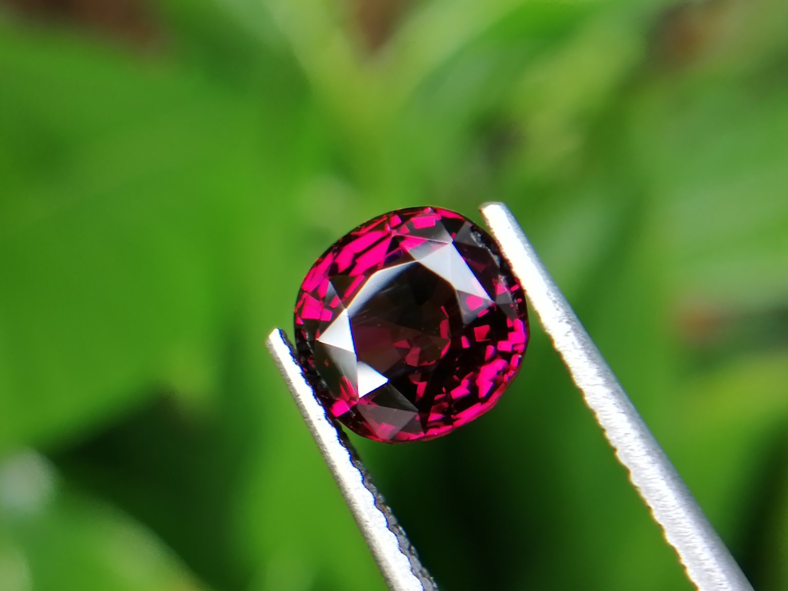 24_Natural Brilliance Rhodolite Garnet Danu Group Gemstones collection
