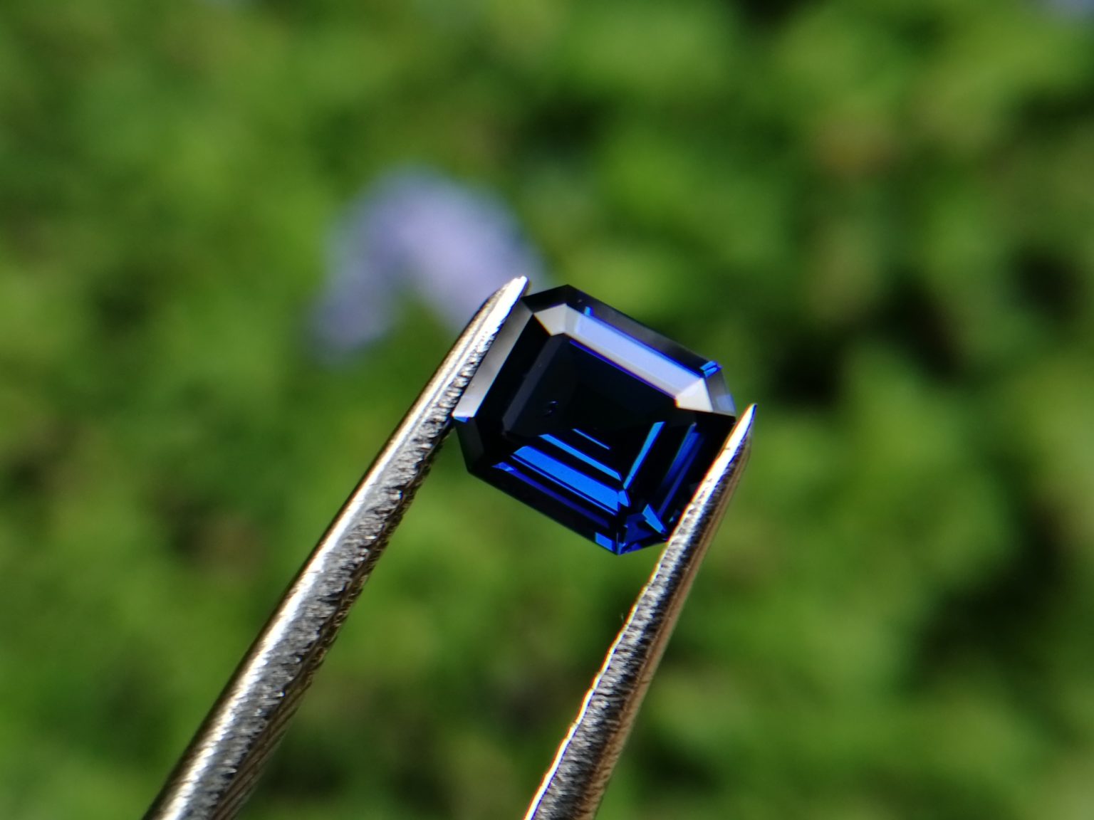High Quality Ceylon Natural Vivid Blue "Royal Blue" Sapphire Danu Group Gemstones