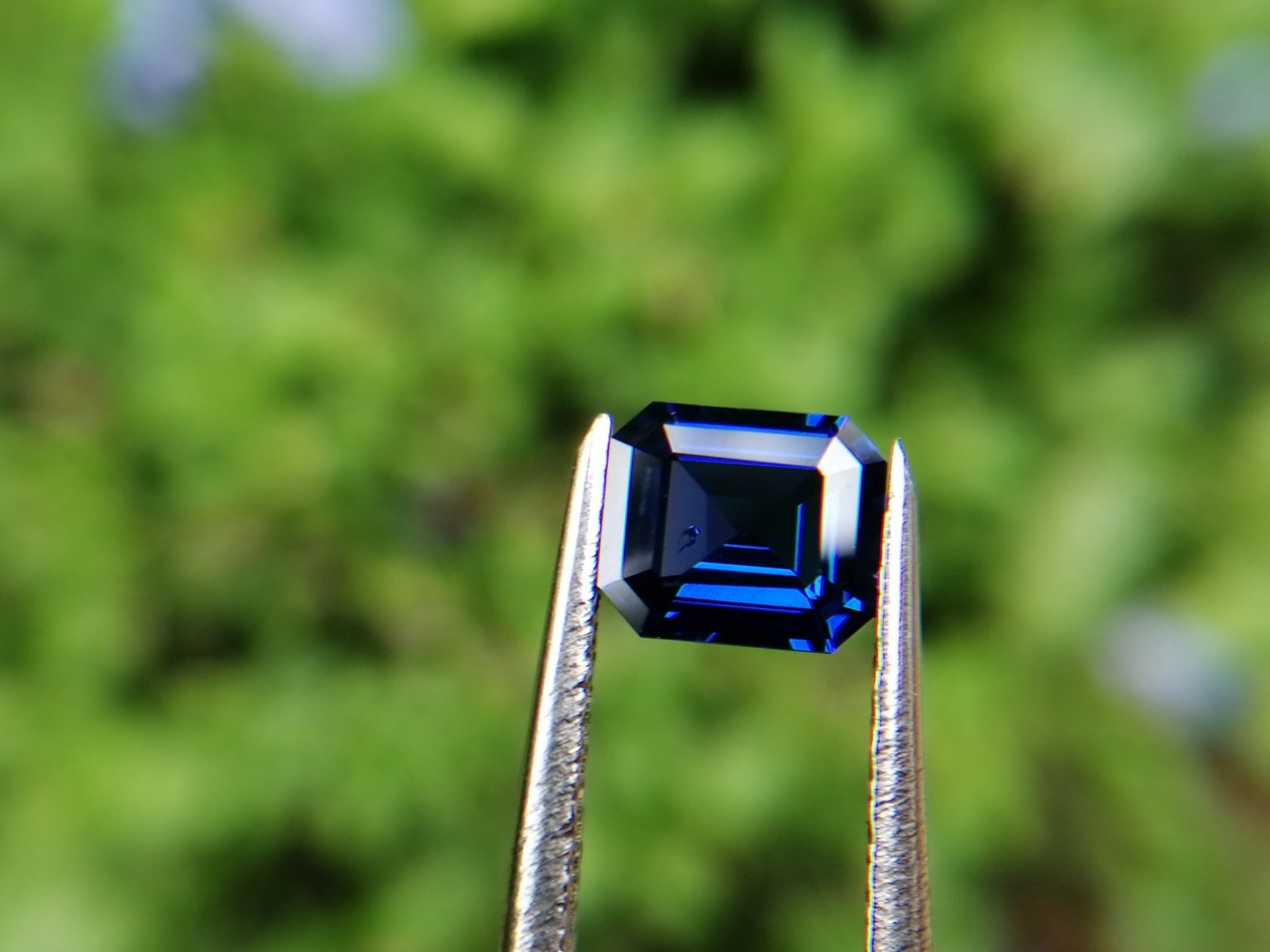 High Quality Ceylon Natural Vivid Blue "Royal Blue" Sapphire Danu Group Gemstones