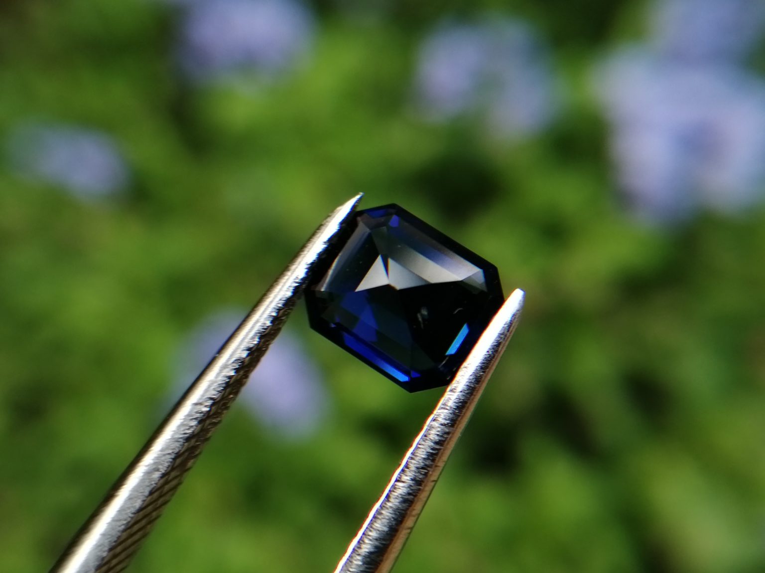 High Quality Ceylon Natural Vivid Blue "Royal Blue" Sapphire Danu Group Gemstones