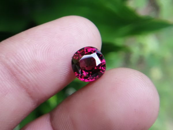 5_Natural Brilliance Rhodolite Garnet Danu Group Gemstones collection