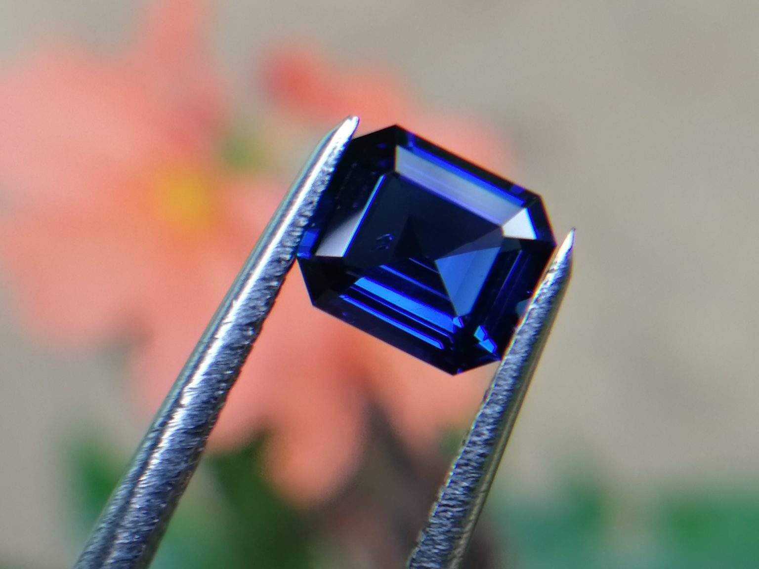 High Quality Ceylon Natural Vivid Blue "Royal Blue" Sapphire Danu Group Gemstones