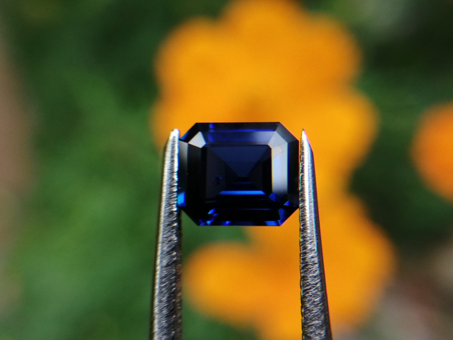High Quality Ceylon Natural Vivid Blue "Royal Blue" Sapphire Danu Group Gemstones