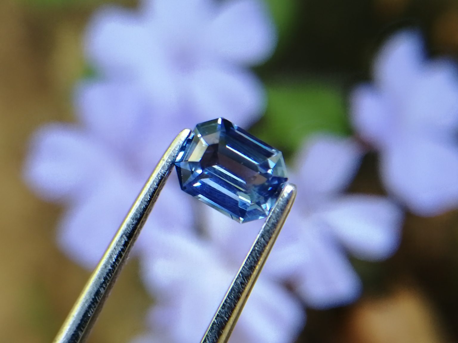 Ceylon Natural Cornflower Blue Sapphire Gemstone from Danu Group