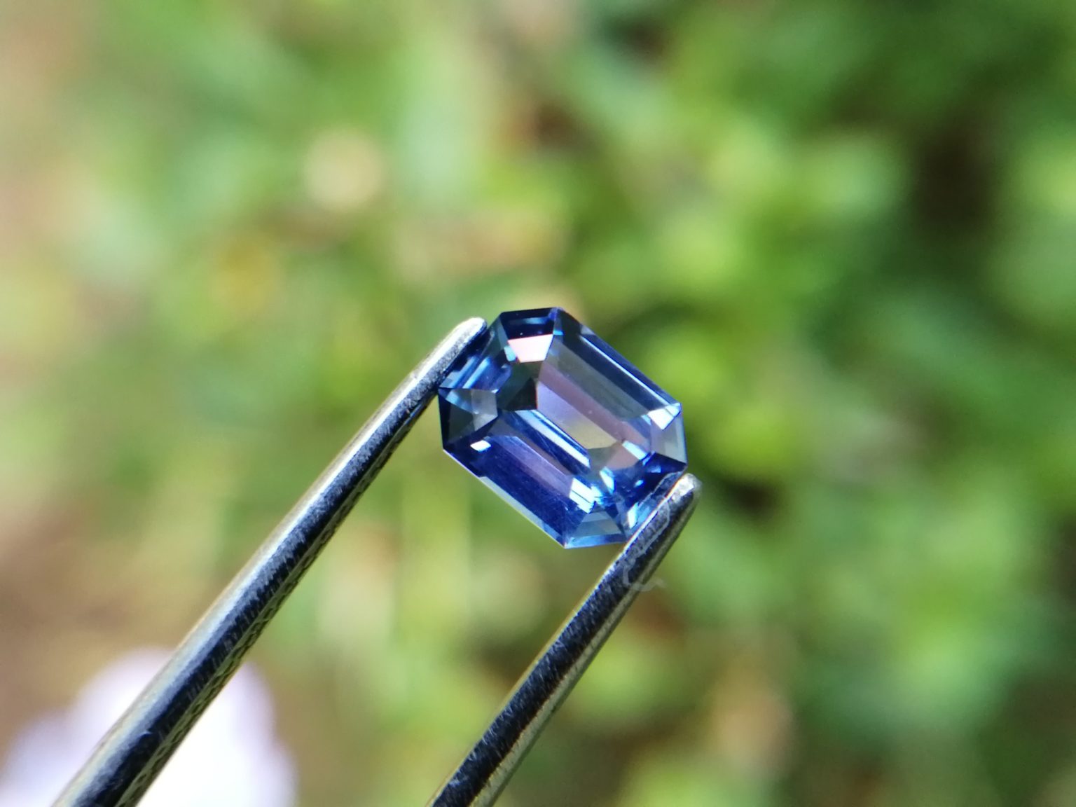 Ceylon Natural Cornflower Blue Sapphire Gemstone from Danu Group