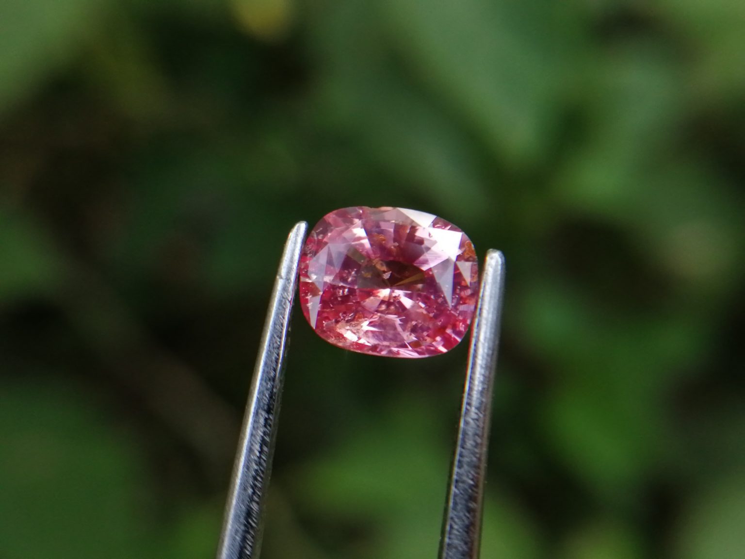 7_Natural Padparadscha sapphire king sapphire from danu group