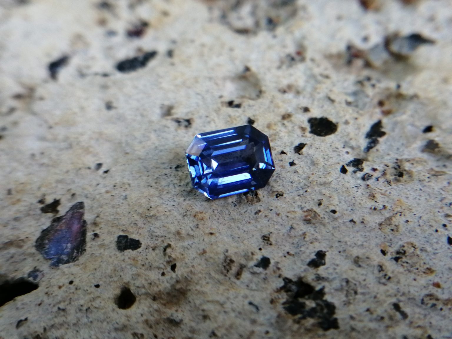 Ceylon Natural Cornflower Blue Sapphire Gemstone from Danu Group