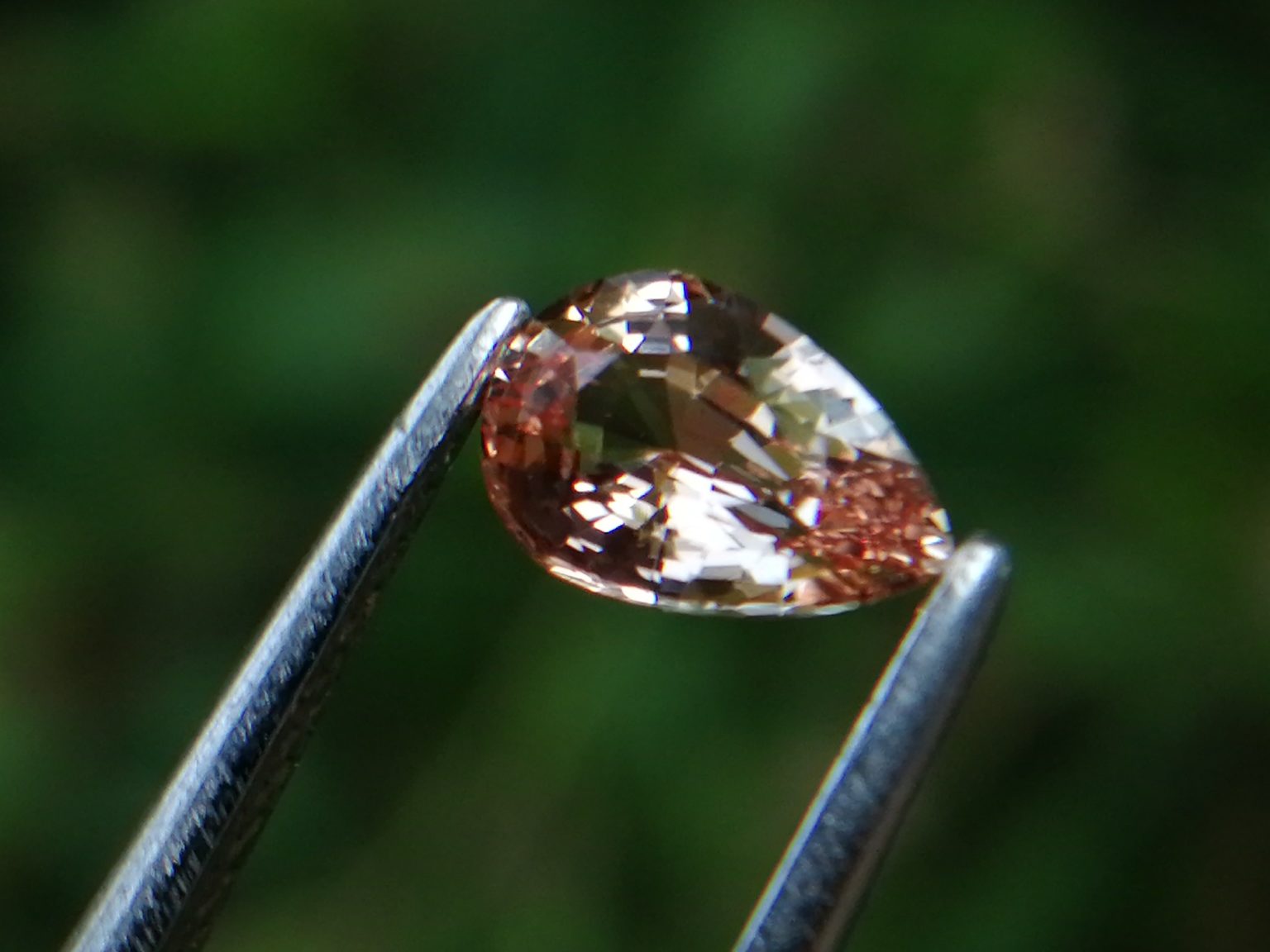 20_Natural Padparadscha sapphire king sapphire from danu group