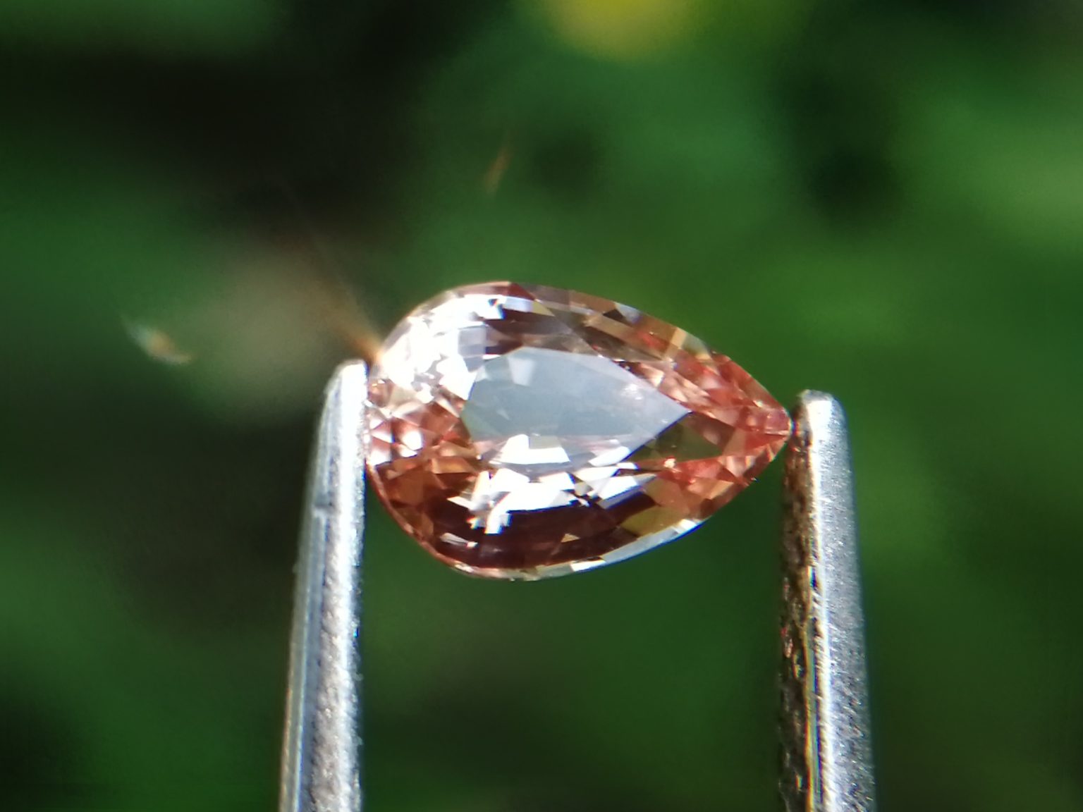 20_Natural Padparadscha sapphire king sapphire from danu group