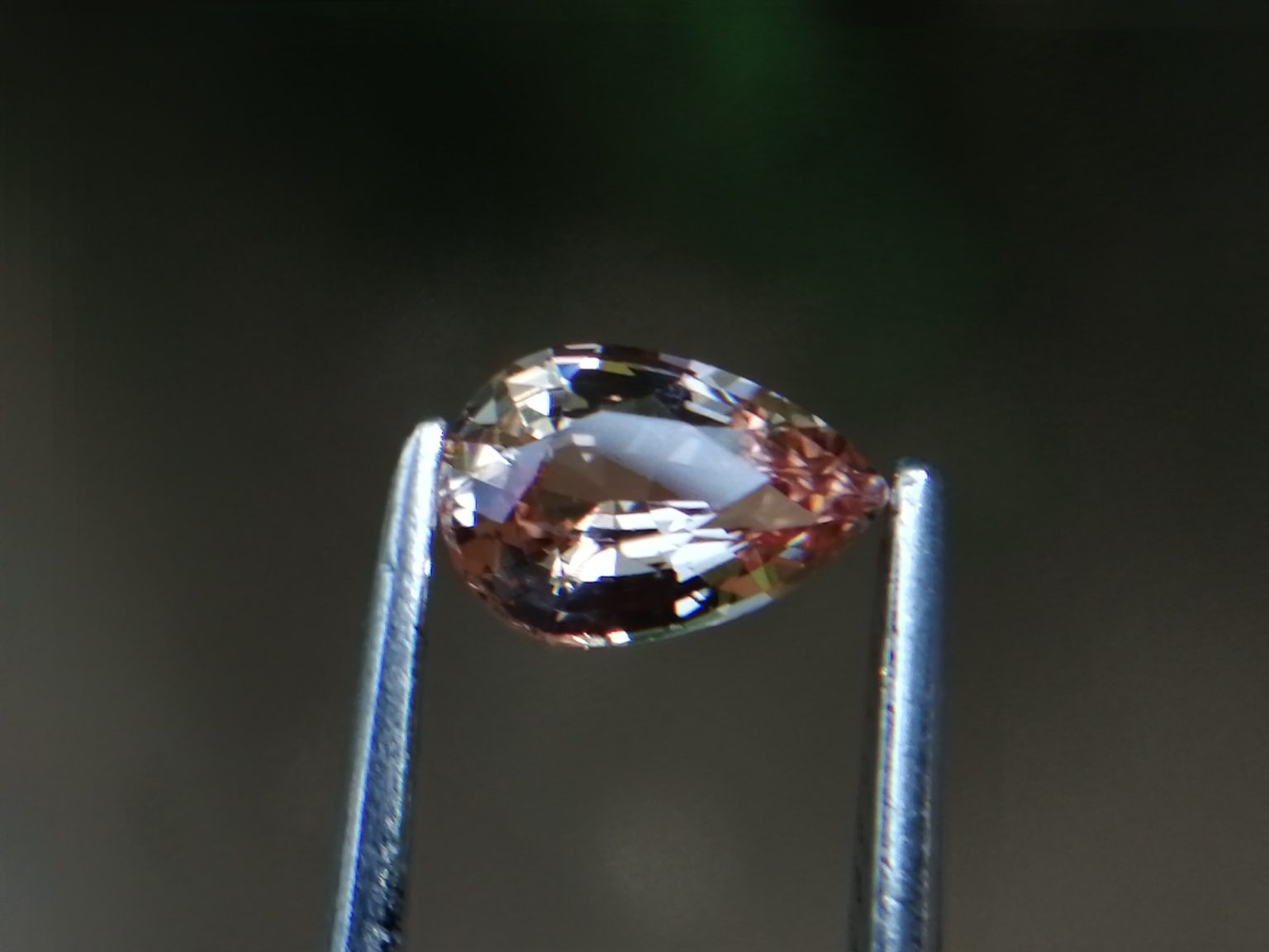 20_Natural Padparadscha sapphire king sapphire from danu group