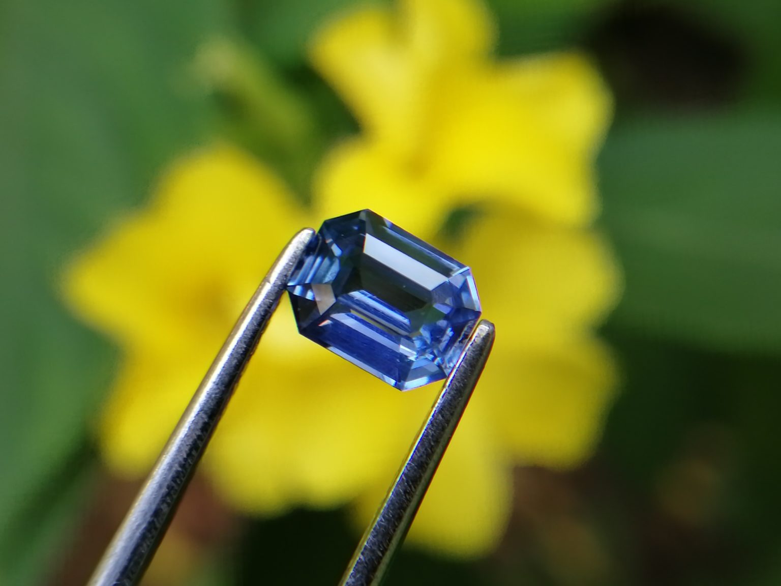 Ceylon Natural Cornflower Blue Sapphire Gemstone from Danu Group