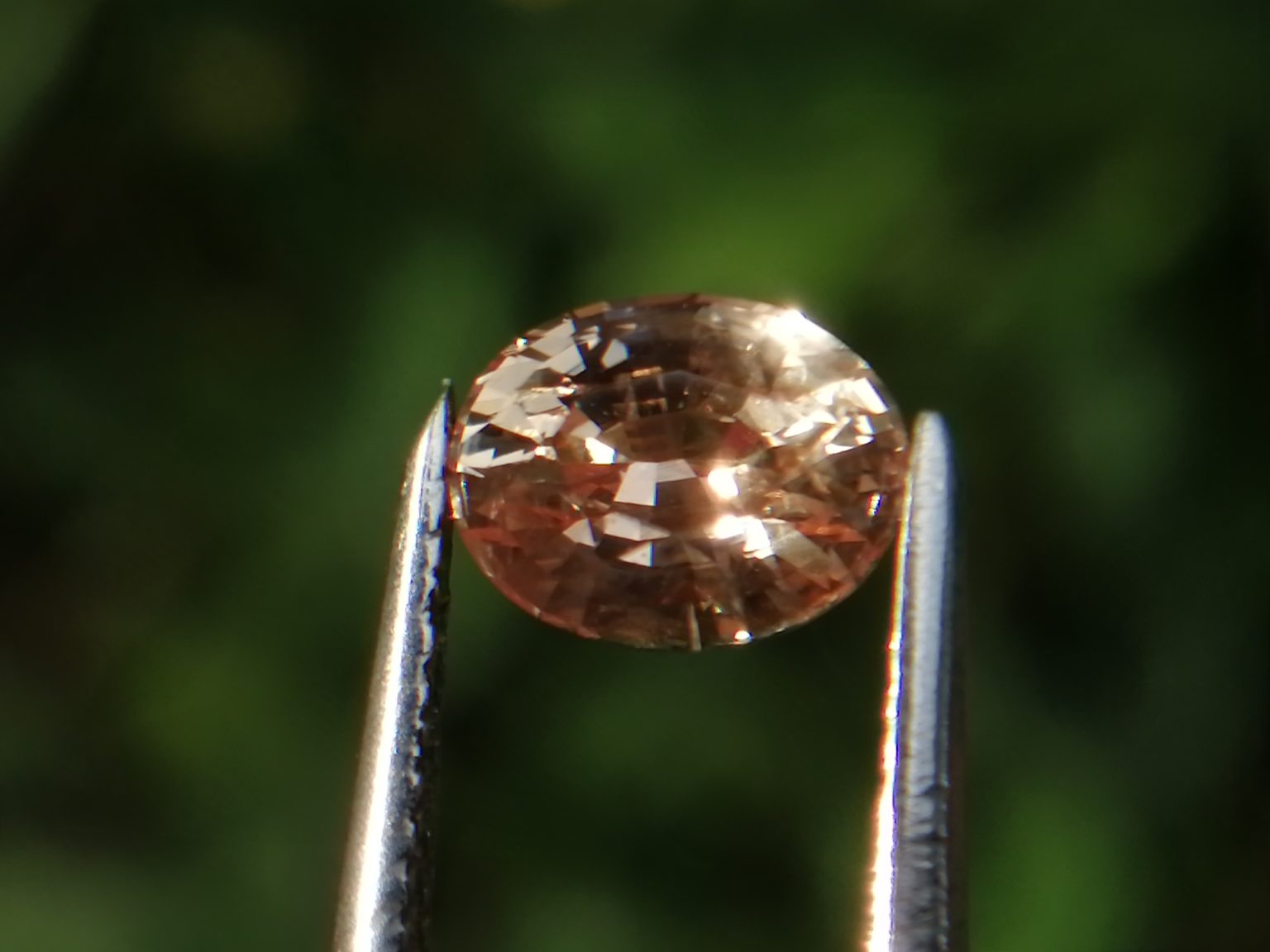 Natural Suset Light Padparadscha Sapphire Ceylon king sapphire from Ratnapura underground mining danu Group Gemstones