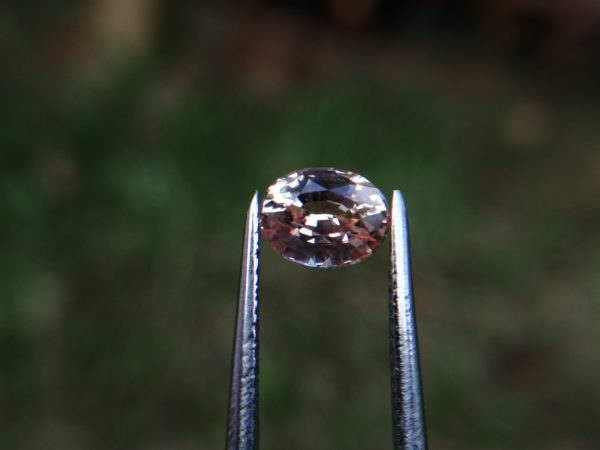 Natural Champagne sapphire - peach Sapphire from Danu Group Gemstones