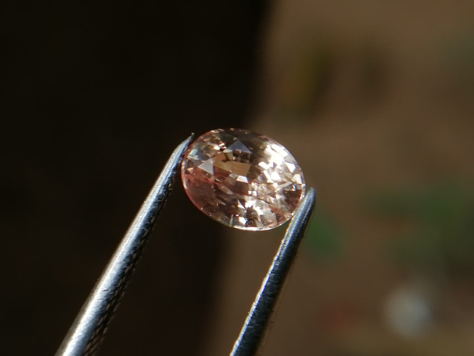 Natural Suset Light Padparadscha Sapphire Ceylon king sapphire from Ratnapura underground mining danu Group Gemstones