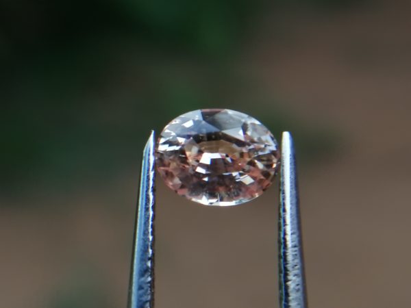 Natural Champagne sapphire - peach Sapphire from Danu Group Gemstones