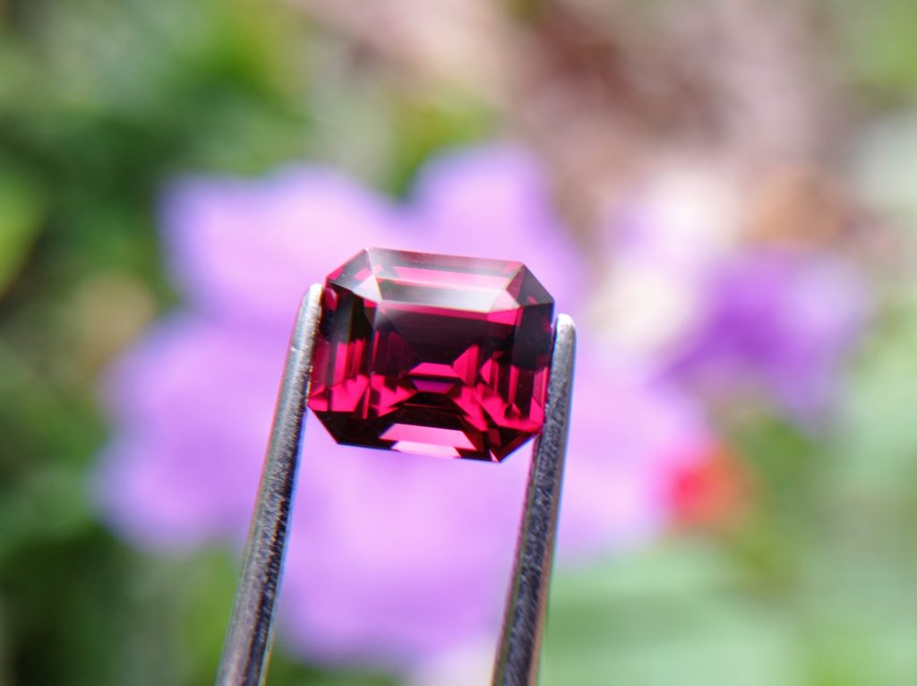 Natural Royal Red Garnet Sri Lanka - Danu Group