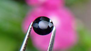 Kaka Blue Stone - Ceylon Natural Dark Blue Sapphire