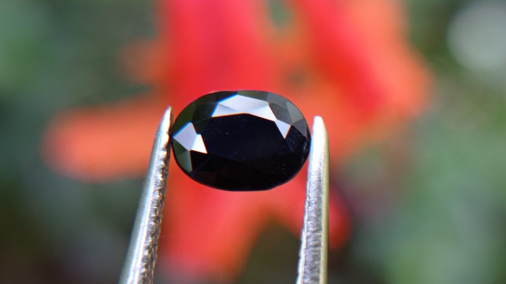 Kaka Blue Stone - Ceylon Natural Dark Blue Sapphire