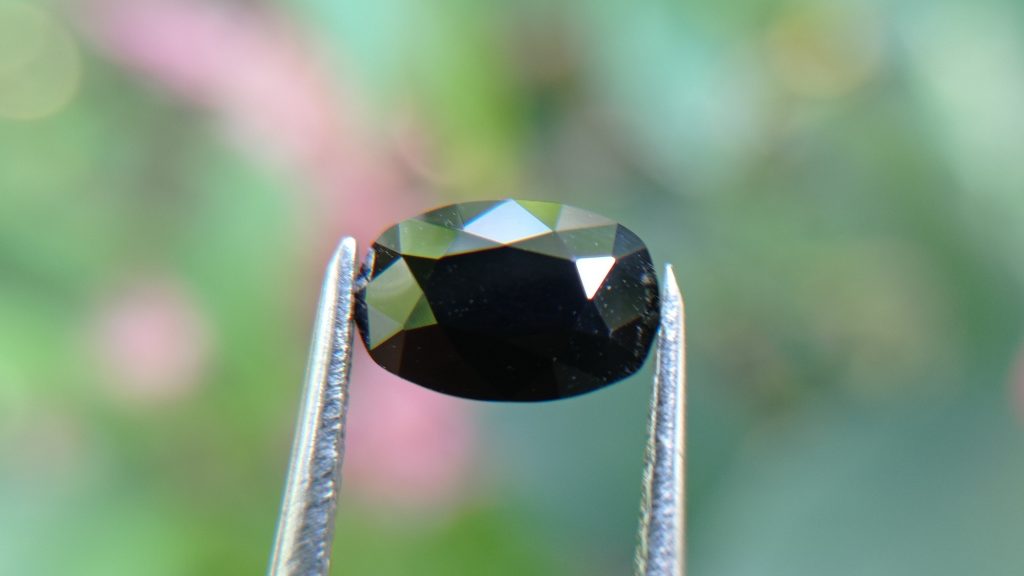 Kaka Blue Stone - Ceylon Natural Dark Blue Sapphire