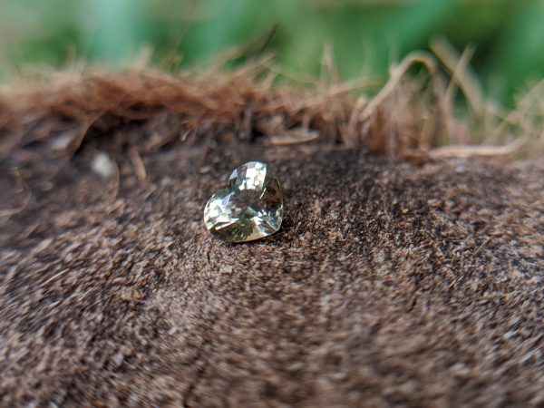 11_Natural green sapphire heart danu group Gemstones_compress20