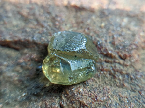 12_Natural Chrysoberyl cats eye crystal Sri Lanka-Danu Group Gemstones 02_compress85