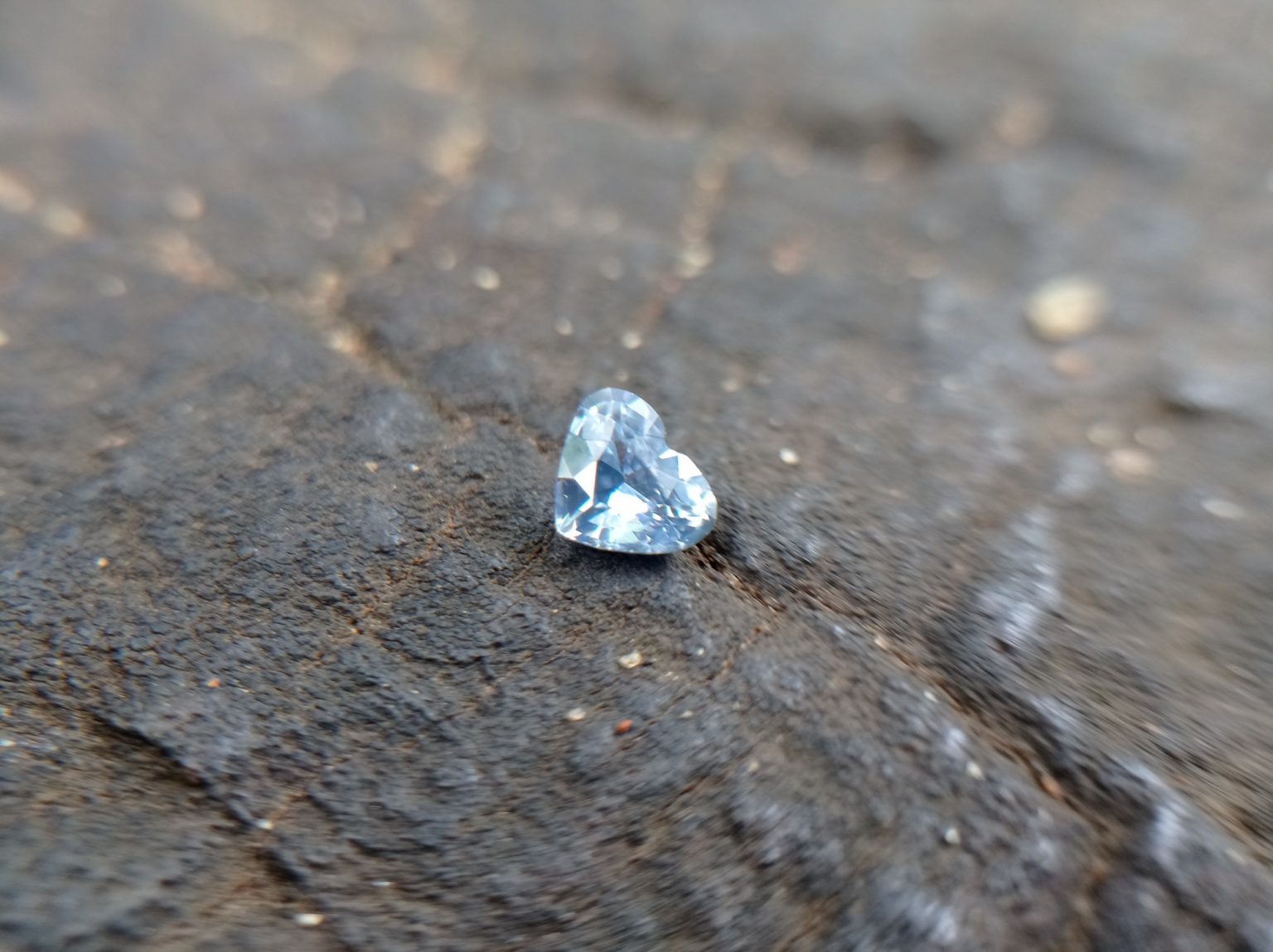 25_Natural blue Sapphire from Danu Group Gemstones