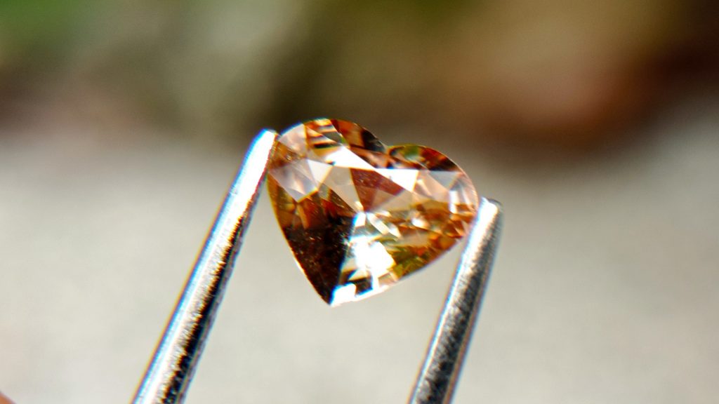 2_Natural peach colour Sapphire from Danu Group Gemstones