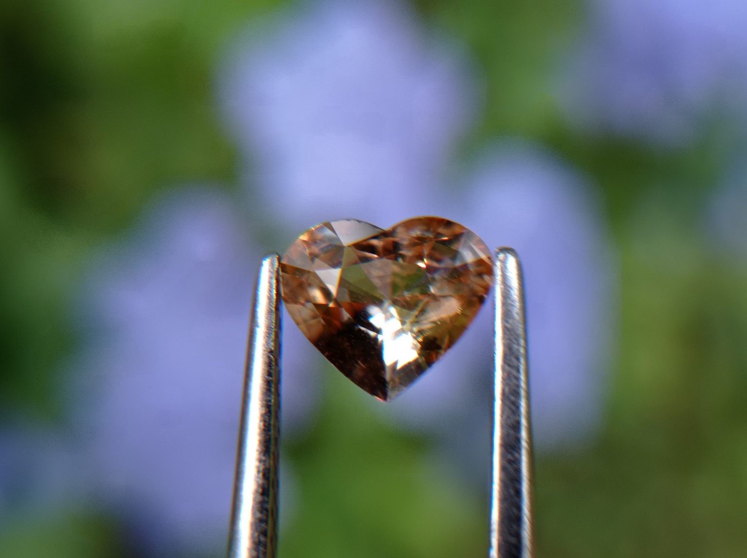 2_Natural peach colour Sapphire from Danu Group Gemstones