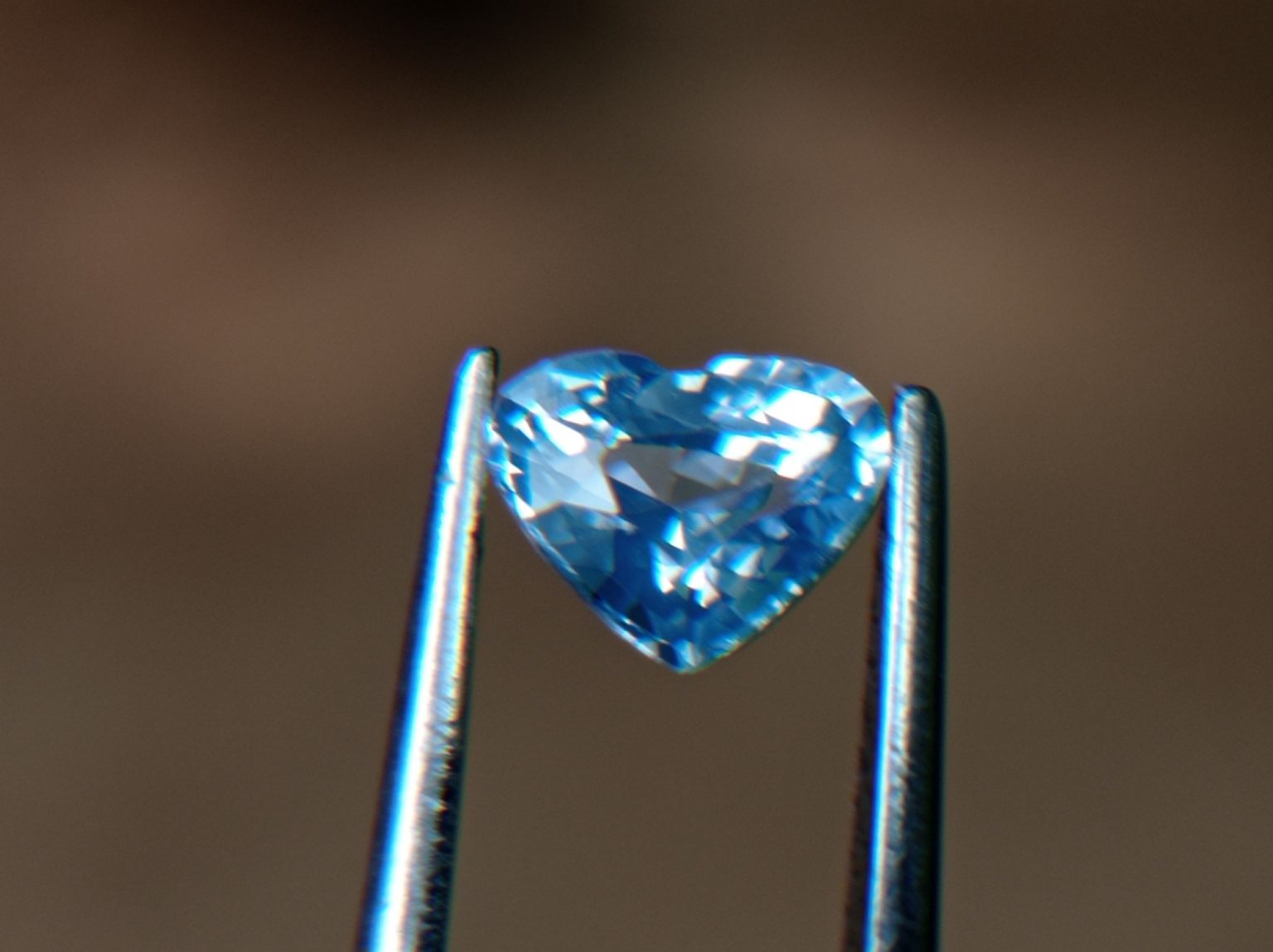 25_Natural blue Sapphire from Danu Group Gemstones
