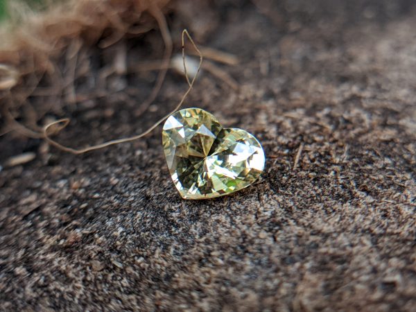 23_Natural yellow sapphire heart sri lanka danu group Gemstones_compress91