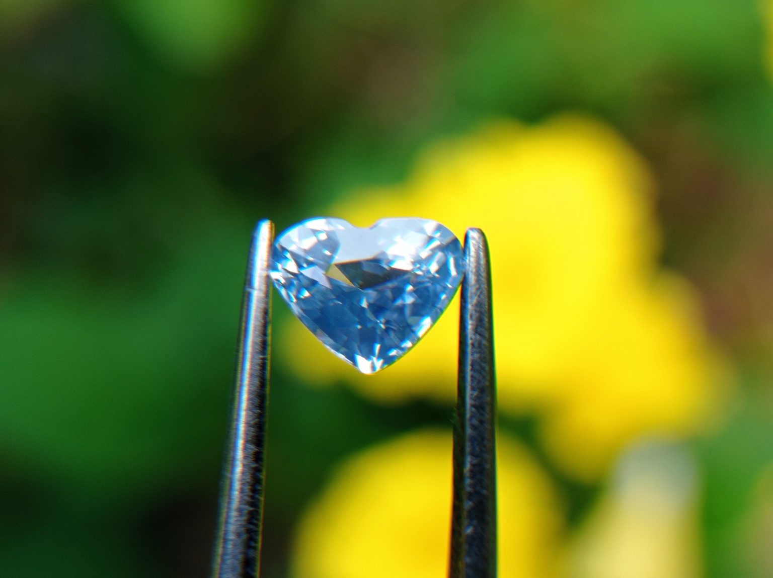 25_Natural blue Sapphire from Danu Group Gemstones