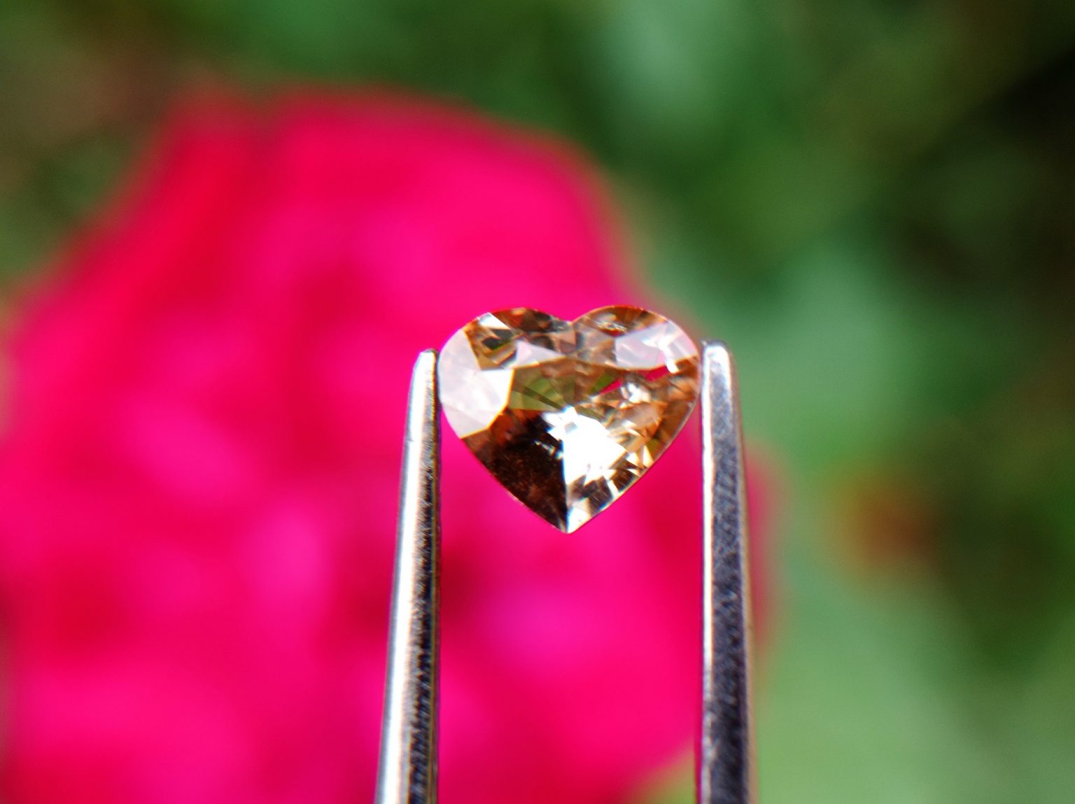 2_Natural peach colour Sapphire from Danu Group Gemstones